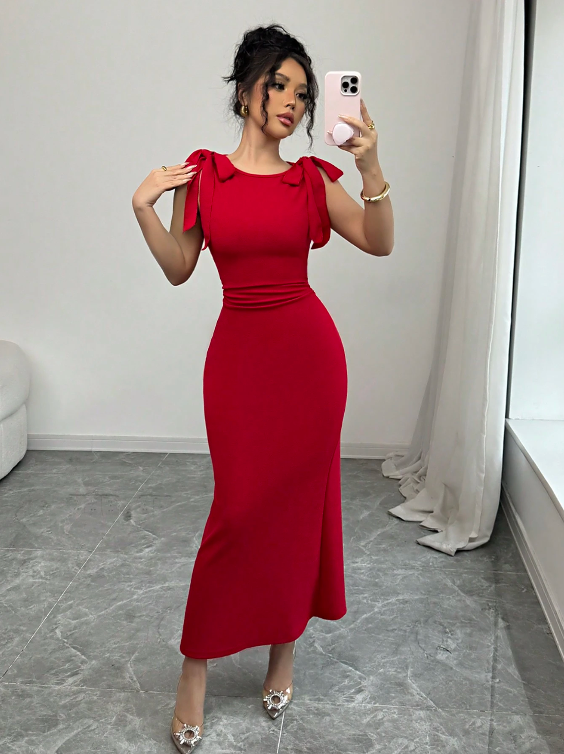 Robe rouge élégante